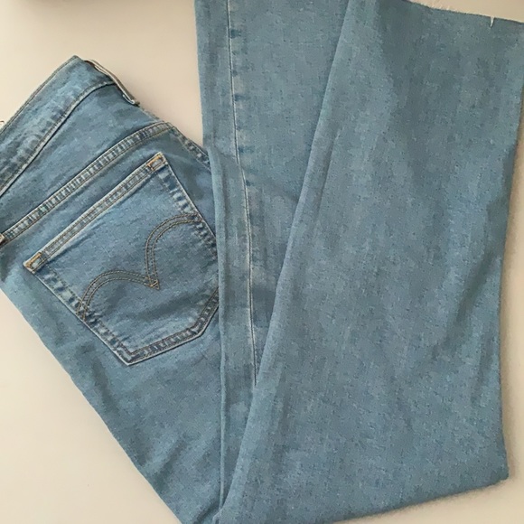 LEVI'S Wedgie High Rise Straight Jeans- Lt Indigo - Picture 8 of 9